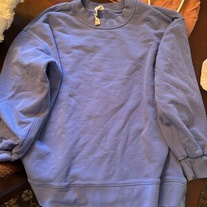 Lululemon sweatshirt. Size 6